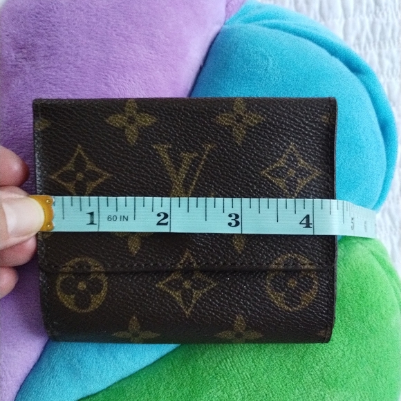 Louis Vuitton Wallet - Picture 13 of 13